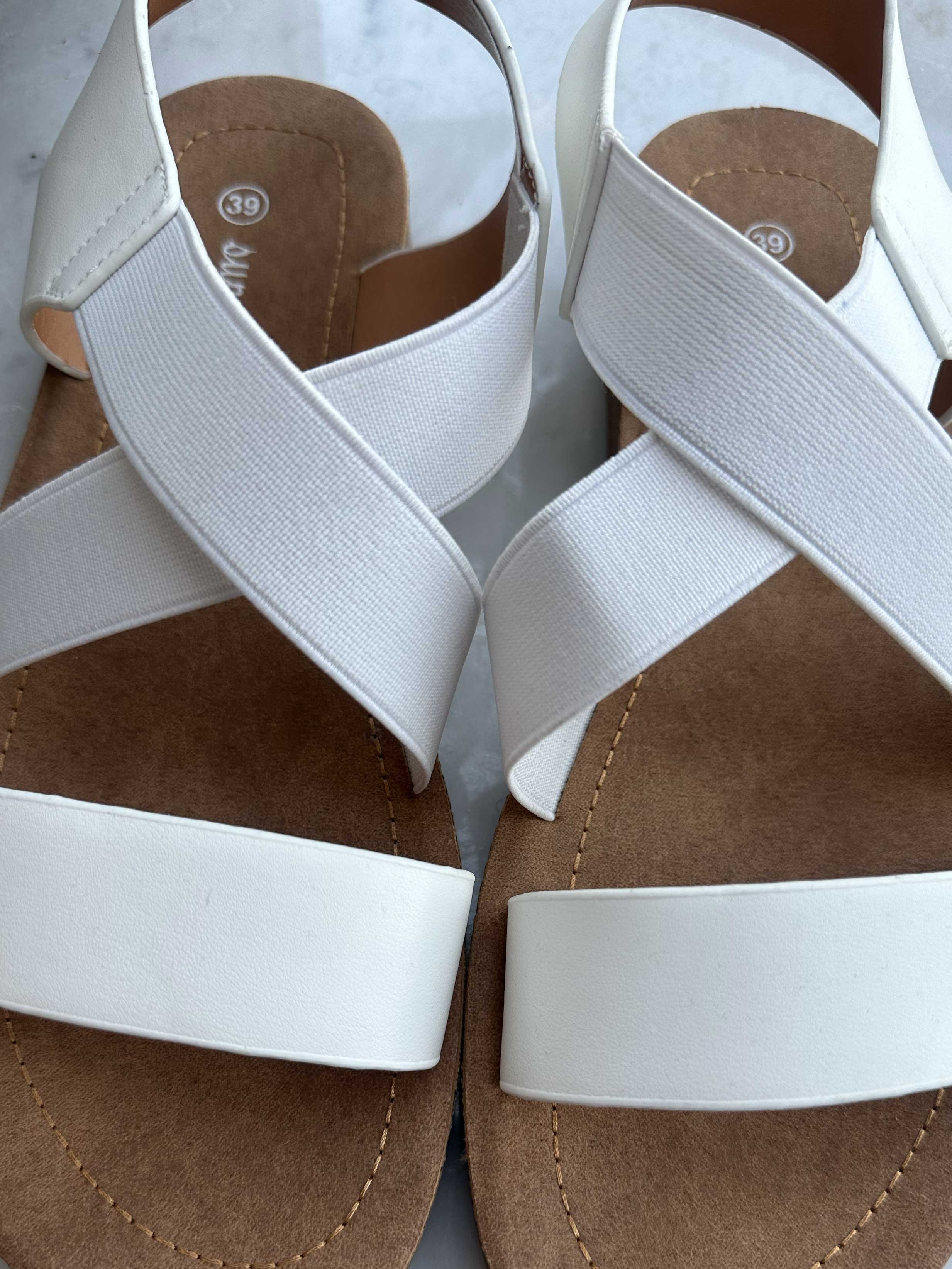 Penny - Sandaler med elastiska remmar